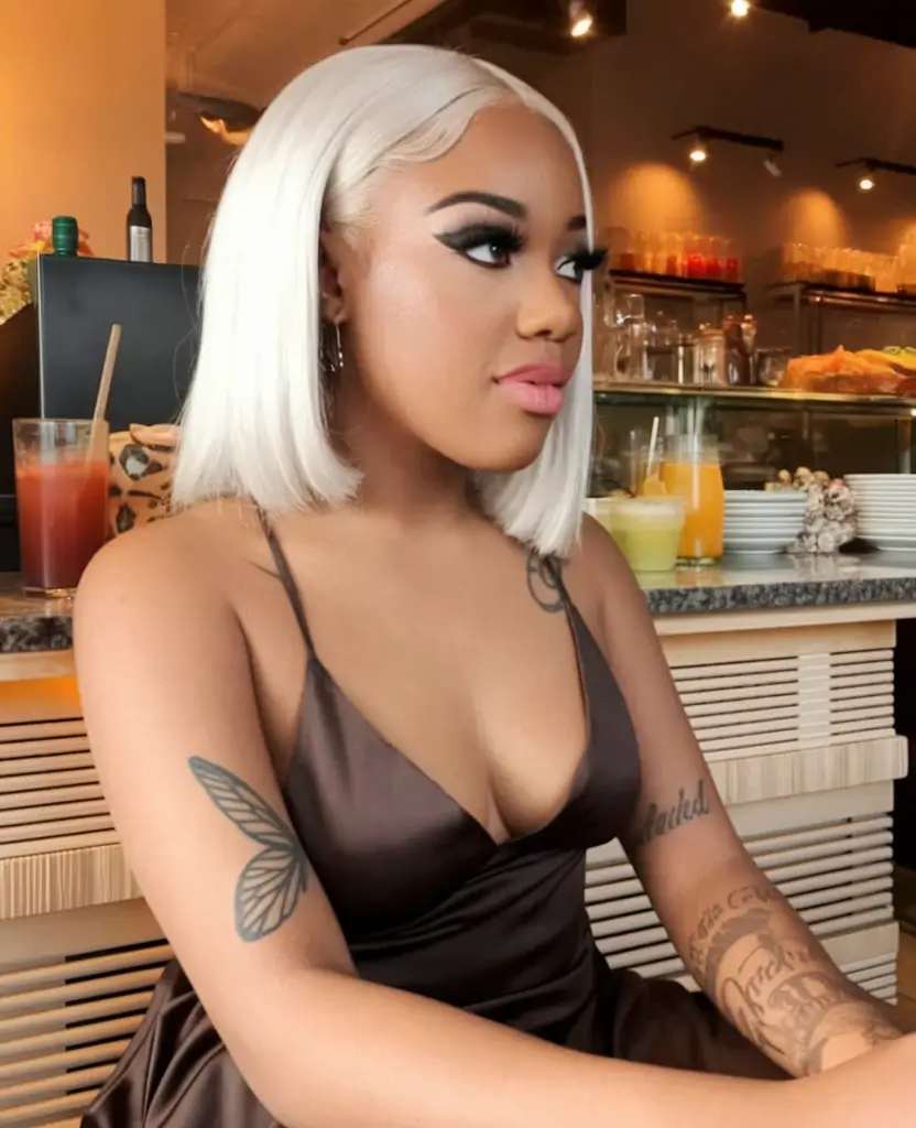 Autumn pixie hair Black Women Vanil -lda with accuracy
