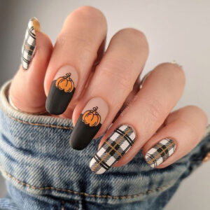 36 Eye-Catching October Nail Designs to Try Now
