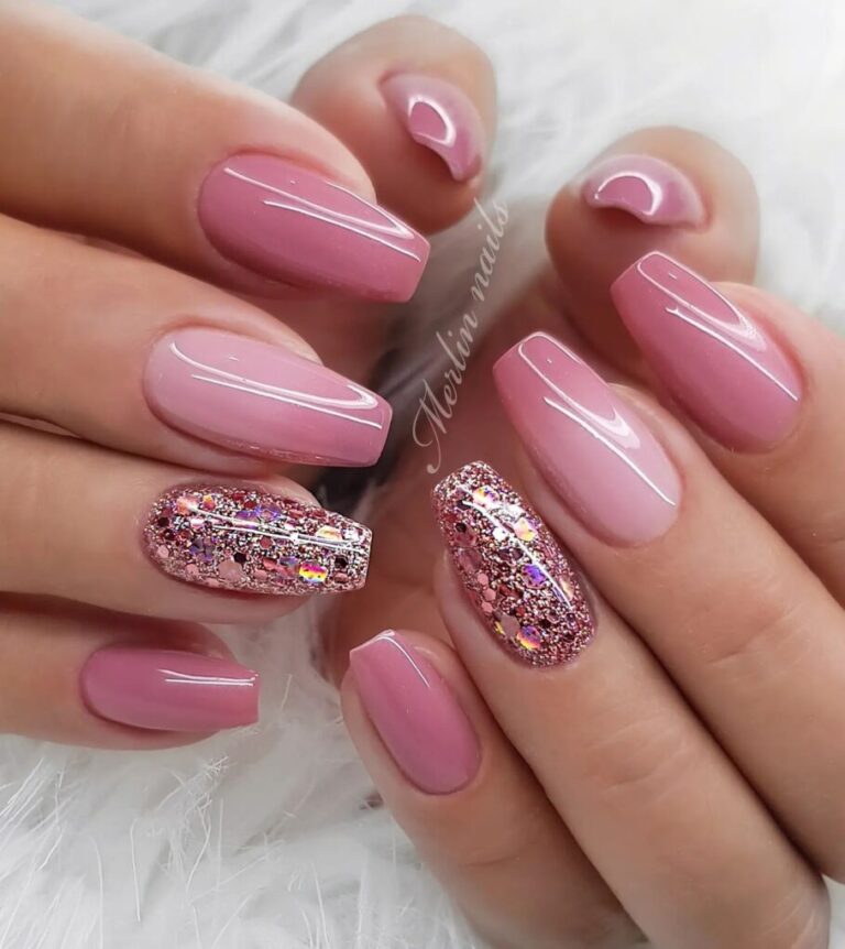 25 Pink Nail Ideas: Trendy and Chic Designs