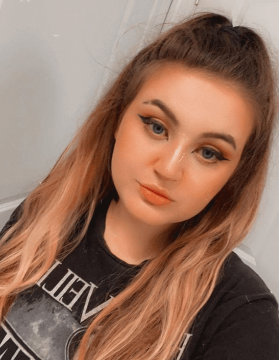 Макияж для бровей