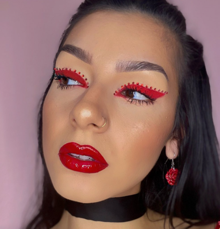 Red makeup