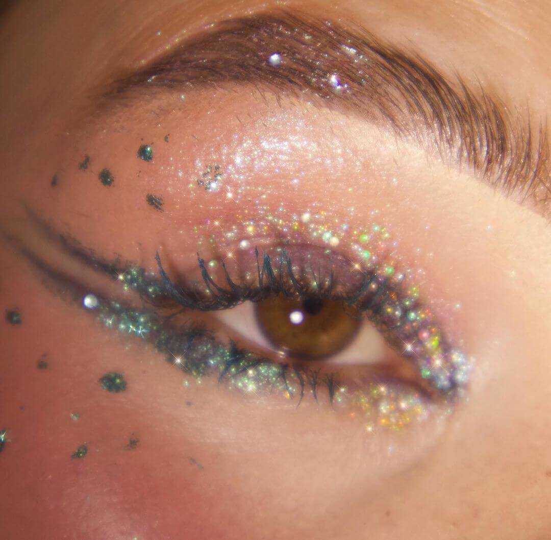 Tropical Green Blue Colorful Eyeshadow Image