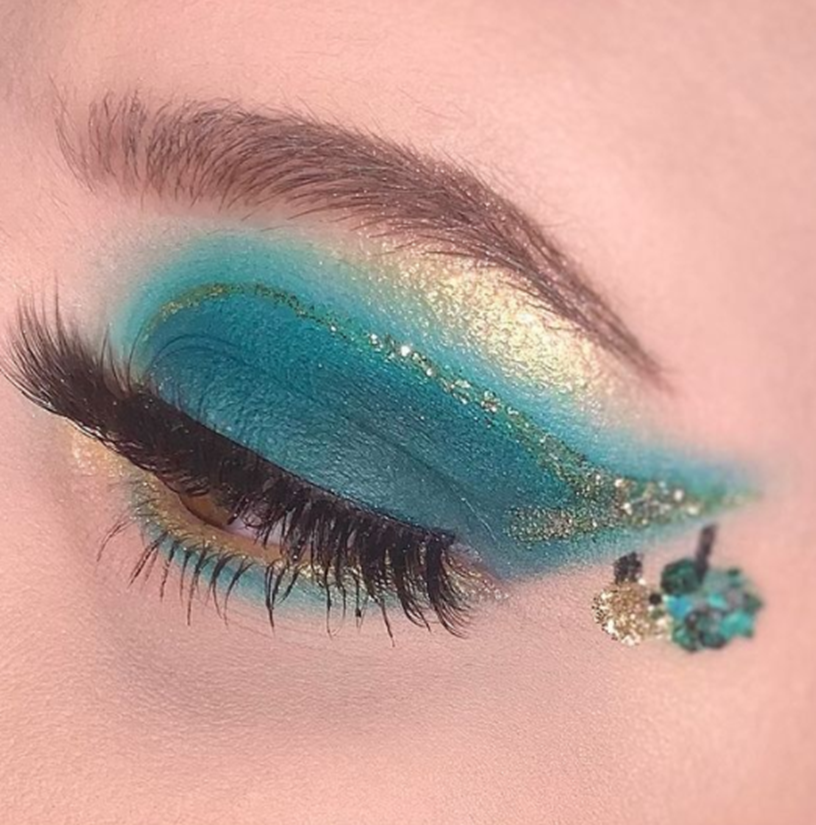 Dreamy Christmas Makeup Snow Fall