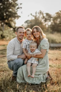 30 Fall Family Photo Outfits Ideas 2025 to Inspire Your Coordinated Autumn Looks
