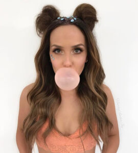 41 Head-Turning Festival Hairstyles: Glam Galore