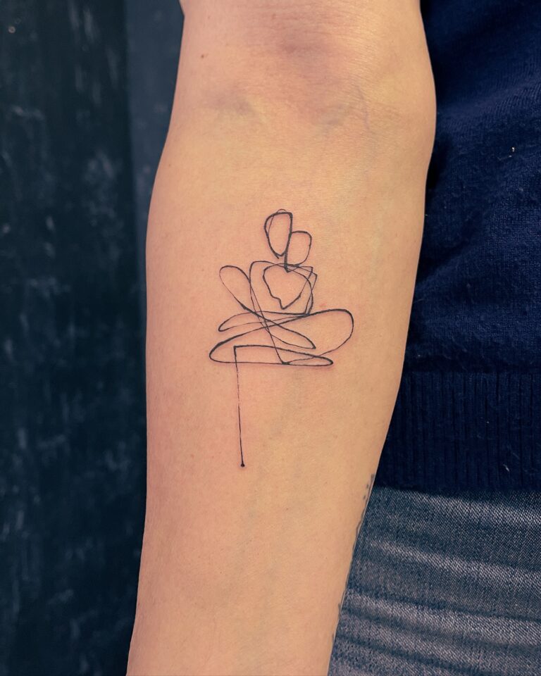55+ Fineline Tattoo Designs for Simple & Minimalist Body Art