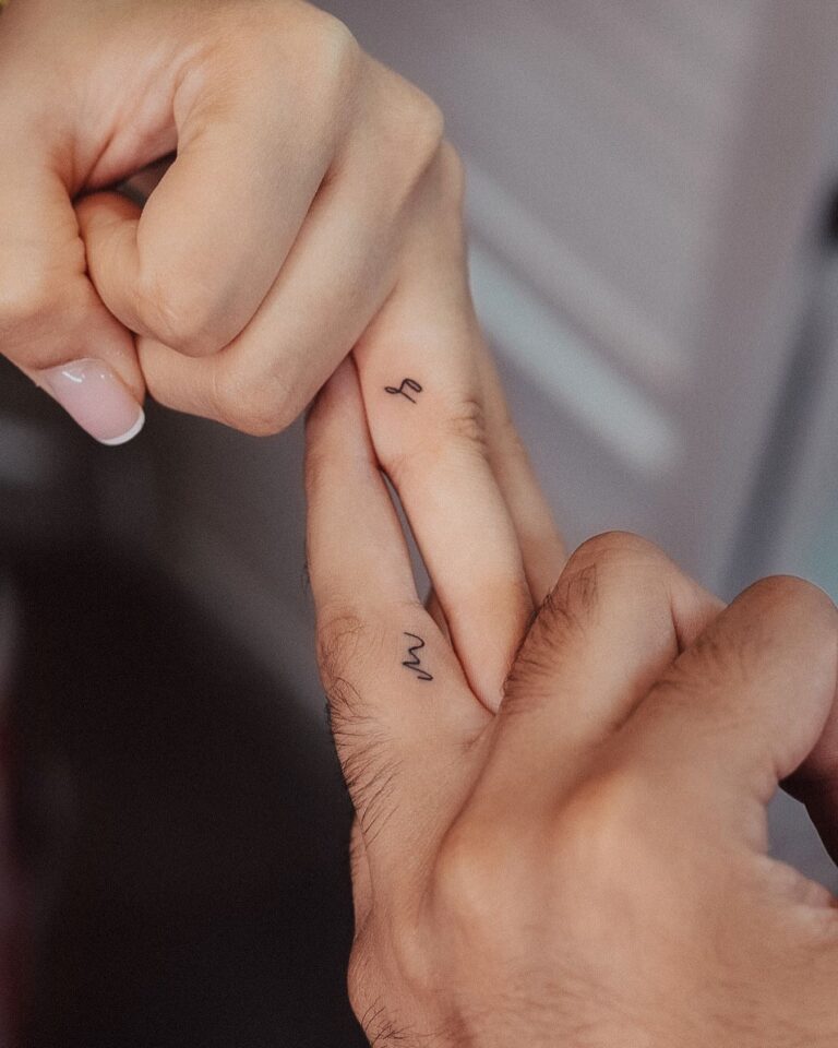 50+ Small Couple Tattoos That Are Cute, Meaningful, and Stylish