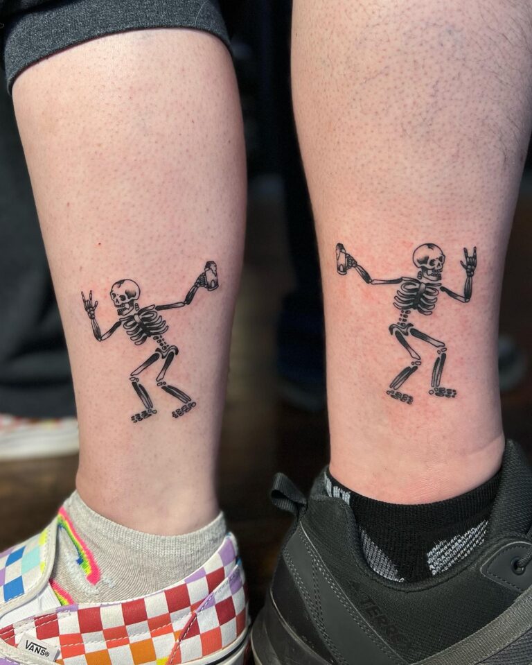 55+ Silly Matching Tattoos for Best Friends, Siblings, or Couples