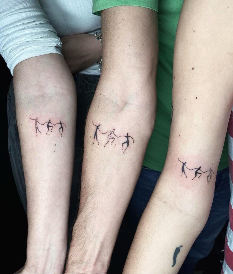 55+ Matching Family Tattoo Ideas to Celebrate Love and Unity