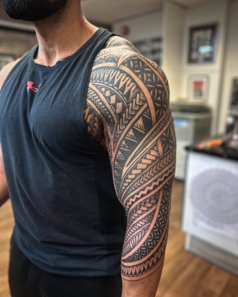 60+ Tribal Tattoo Designs for Men and Women