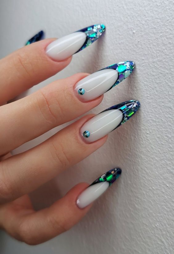 Funky Spring Nails 2025: Trendy Designs and 17 Ideas