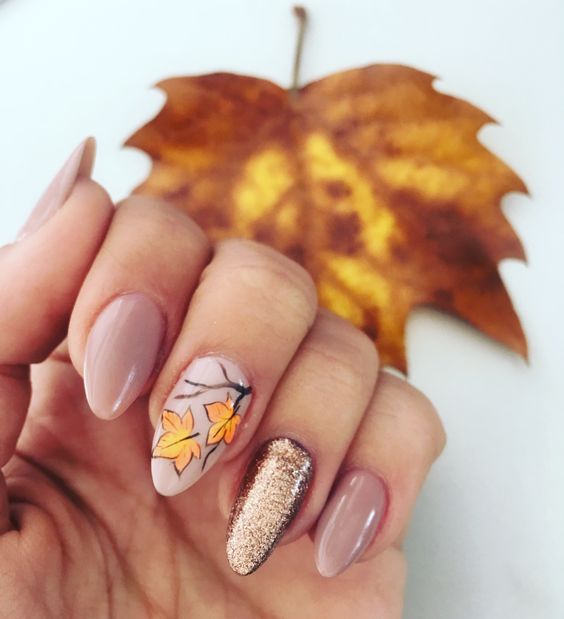 Fall Nail Round Shape 22 Ideas: Embrace the Season with Chic Nail Designs