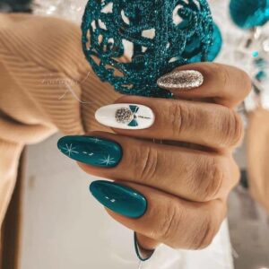 Almond Christmas Nails 2025 22 Ideas: Festive Designs for Winter Beauty