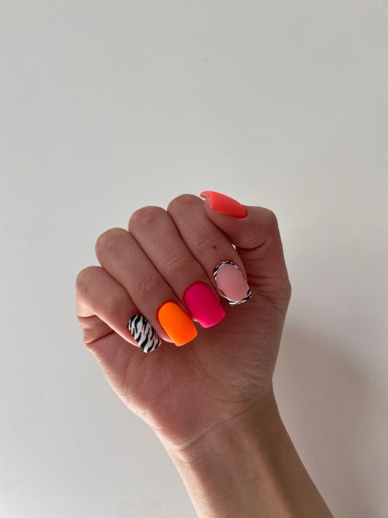 June Nails 17 Ideas 2025: Elevate Your Style with the Latest Trends