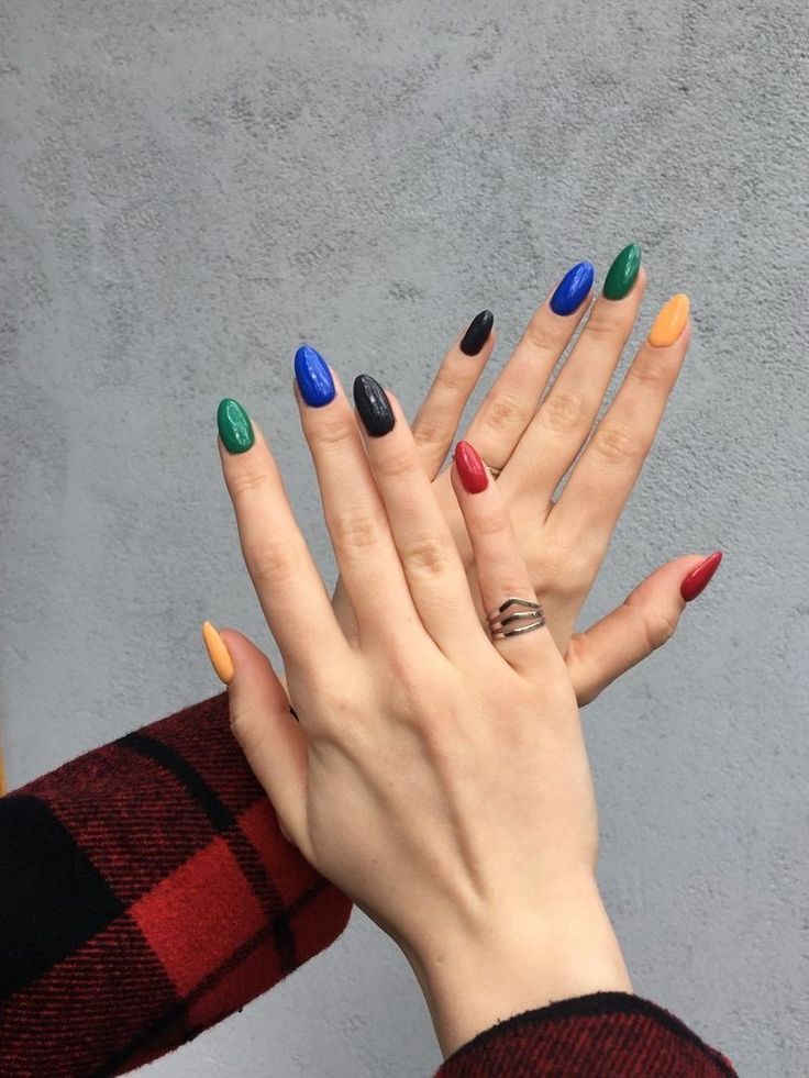 Winter Multicolor Nails 2025-2026 18 Ideas: A Colorful Guide to Nail Trends