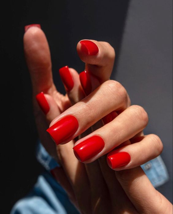 Spring Nails Red 2025 16 Ideas: A Fusion of Elegance and Playfulness