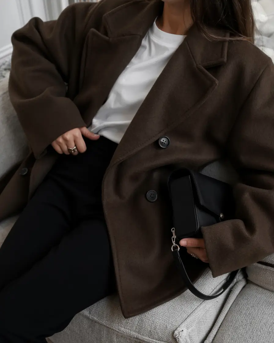 outfits ideas for winter 2025 2026 Relaxed Minimalism in Deep Tones