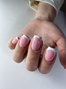 Short French Winter Nails 2025-2025 21 Ideas