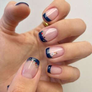 Festive Christmas Nail Trends 2025 20 Ideas: Embrace Trends Red and Trends Green