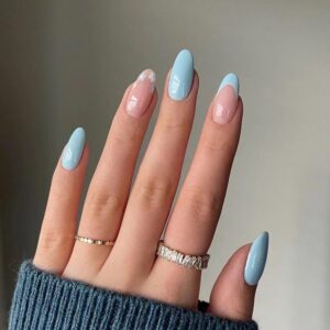 Best 21+ almond blue nails you must try this year