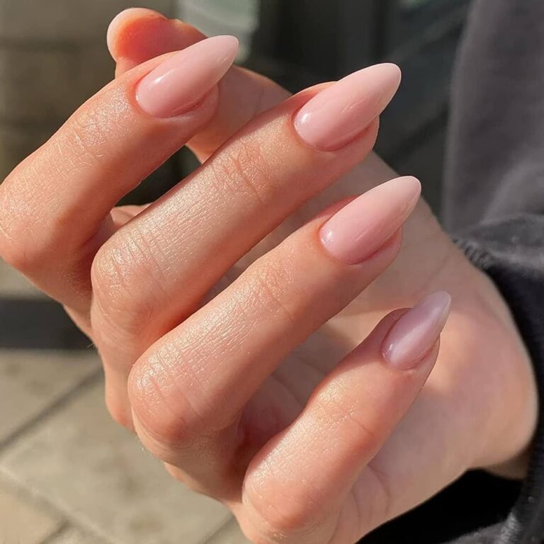 Best 11+ pink almond nails you must try this year