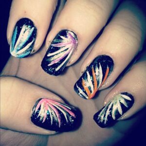Best 21+ Bonfire Night Nail Designs you must try this year