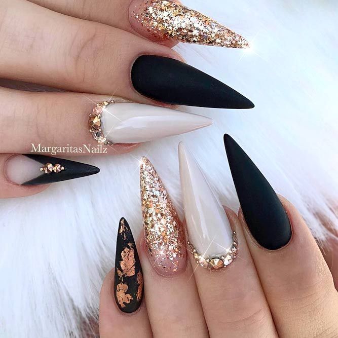 Best 22+ stiletto acrylic nails you must try this year