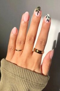 Best 22+ august nails designs you must try this year