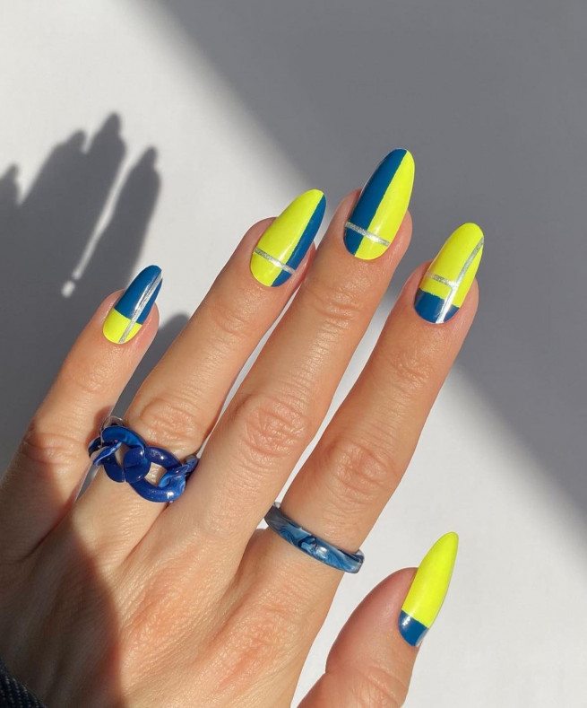 Best 21+ yellow and blue nails you must try this year