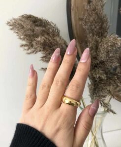 21+ Stunning Mauve Nails With A Feminine & Youthful Vibe