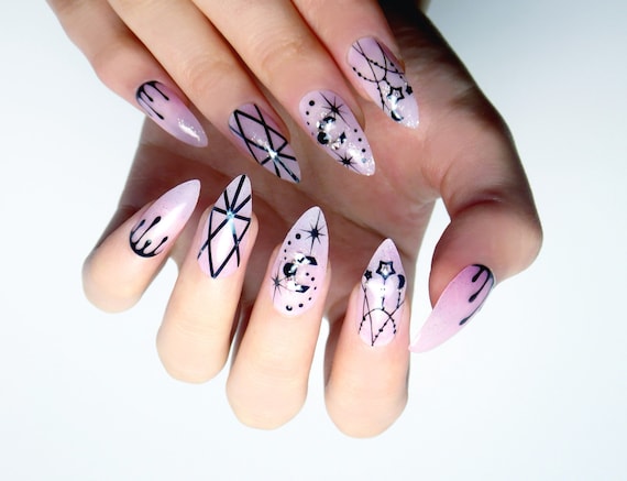 Best 23+ gothic nail designs you must try this year