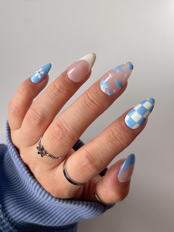 Best 27+ spring blue nails you must try this year
